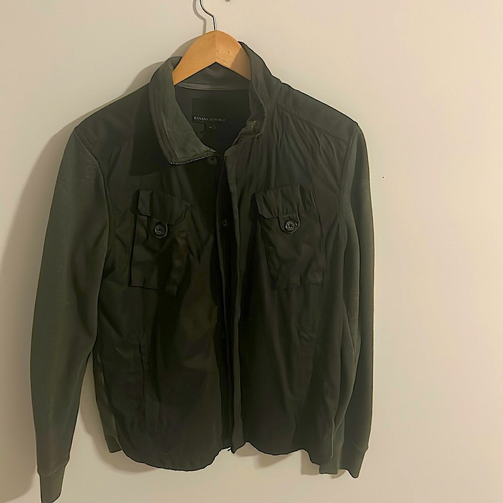 Banana Republic Army Green zip up jacket with zippers and buttons.
